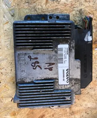 Volvo S40, V40 Engine control unit/module S113727100e