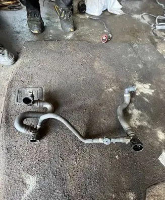 Mercedes-Benz E W213 Engine coolant pipe/hose a0005063364
