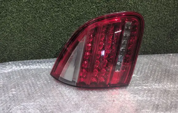 Porsche Cayenne (92A) Tailgate rear/tail lights 7P5945093L 7P5945093 89090775