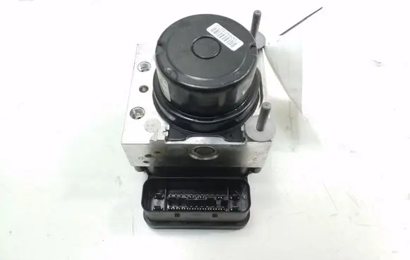Toyota Yaris ABS Pump 445400D100
