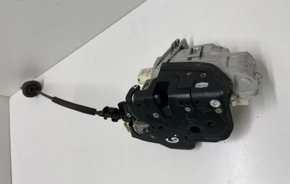 Audi A8 S8 D3 4E Front door lock