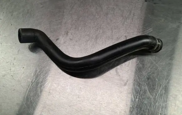 Audi A6 S6 C5 4B Breather hose/pipe 059103221D