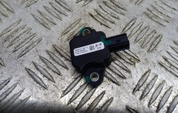 Tesla Model S Bonnet Pedestrian Airbag Actuator 