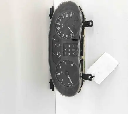 Nissan Primastar Speedometer (instrument cluster) 8200006339 21650176