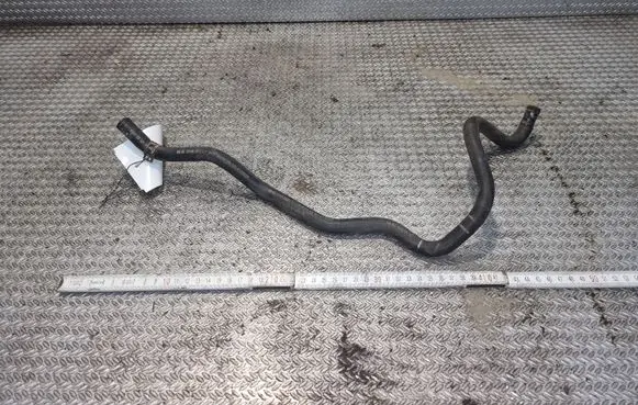 Volkswagen Crafter Engine coolant pipe/hose 9065014184