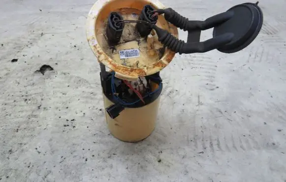 Opel Insignia B In-tank fuel pump KRIS235789