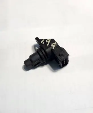 Volvo S40, V40 Camshaft position sensor 8200038472 PA66GF30