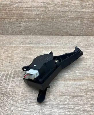 Volvo S80 Air flap motor/actuator 38248 EAM101