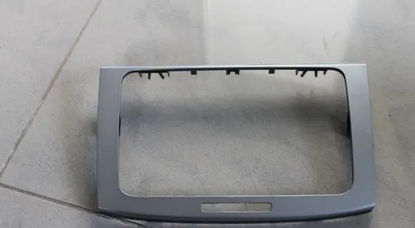 Volkswagen PASSAT B6 Radio/GPS head unit trim 