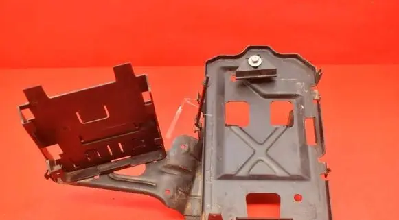 Battery box tray