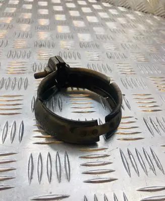 Mercedes-Benz E W212 Muffler pipe connector clamp A0009958902