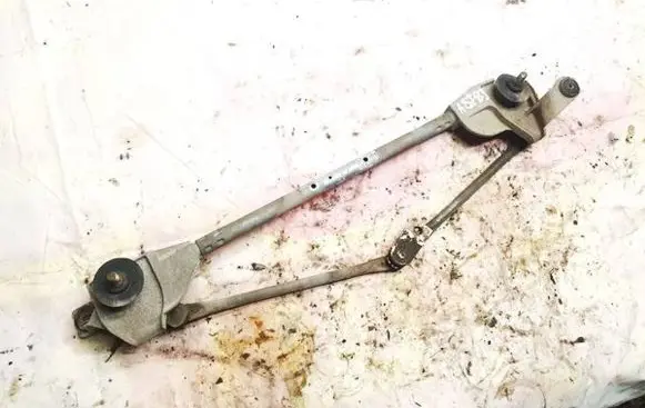 Nissan Pathfinder R51 Front wiper linkage and motor