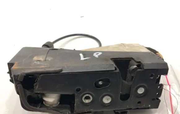 Seat Alhambra (Mk1) Front door lock 93BG220A20DD
