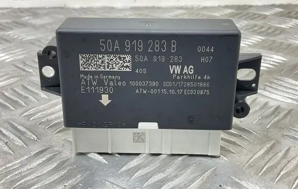 Skoda Superb B8 (3V) Parking PDC control unit/module 5QA919283B