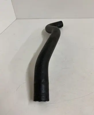 Ford Mustang VI Engine coolant pipe/hose FR338B273