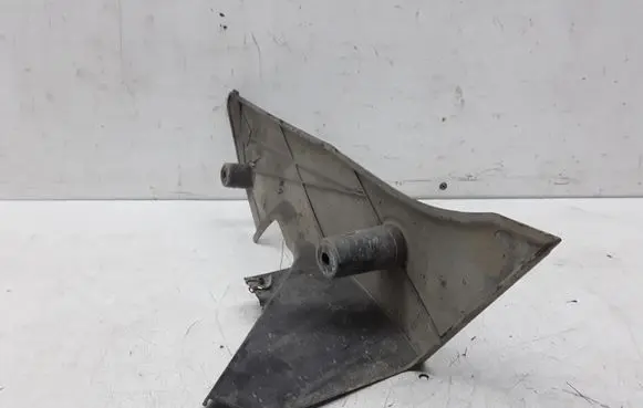 BMW 5 E60 E61 Fuel tank bottom protection 7124555