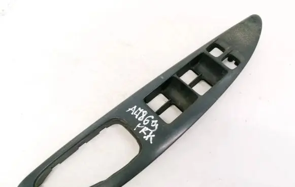 Nissan Primera Front door window switch trim 80961AV660