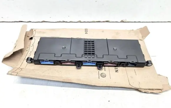 Volkswagen ID.3 Battery control module 0Z1915140F