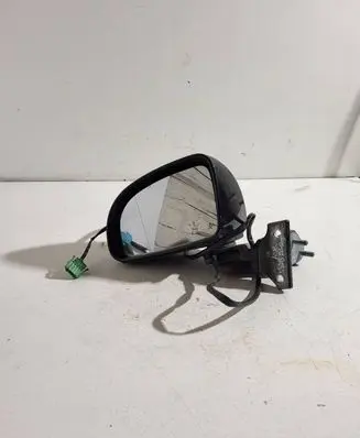 Volkswagen New Beetle Front door electric wing mirror E1010545