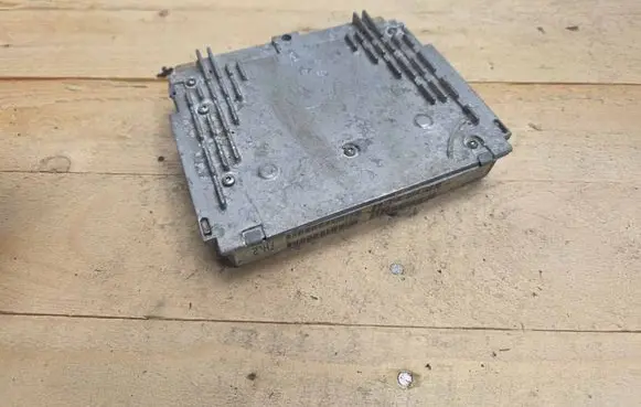Volvo 850 Engine control unit/module P09186325