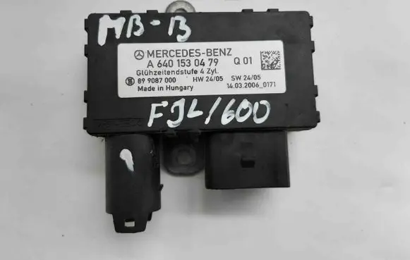 Mercedes-Benz B W245 Glow plug pre-heat relay A6401530479