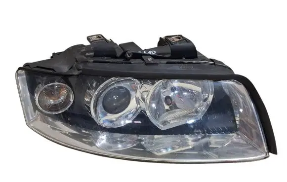 Audi A4 S4 B6 8E 8H Headlight/headlamp