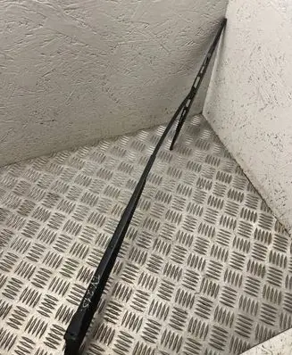 Toyota Yaris Front wiper blade arm 852110D020D