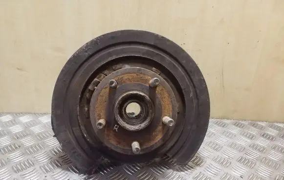 Jeep Grand Cherokee Rear wheel hub