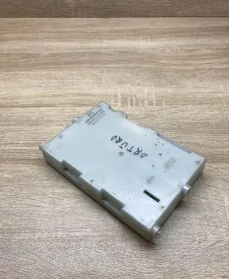 Infiniti FX Air conditioner control unit module 27760CL000