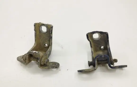 Ford Mondeo MK II Rear door hinge set 