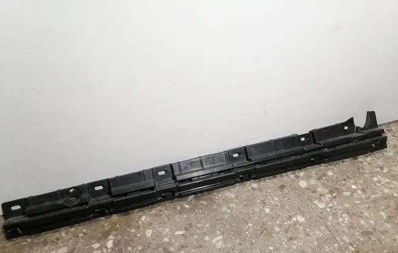 BMW 6 F06 Gran coupe Sill supporting ledge 51777276348
