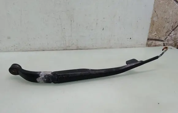 Honda Accord Front wiper blade arm