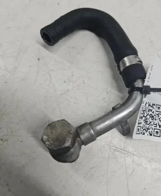 Volvo XC90 Engine coolant pipe/hose