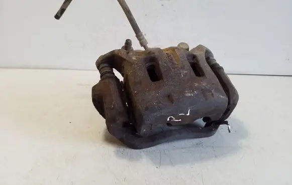 Nissan Pathfinder R51 Front brake caliper