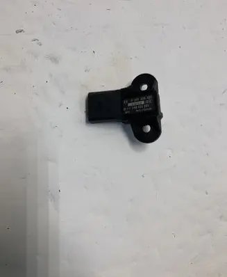 Volkswagen PASSAT B6 Air pressure sensor 0261230031 06B906051