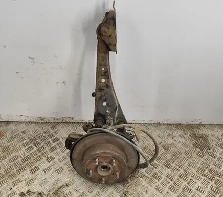 Toyota RAV 4 (XA30) Rear wheel hub spindle/knuckle 