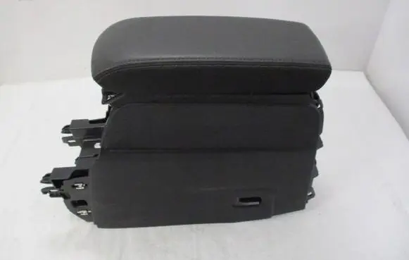 Peugeot 307 Glove box 9823377380