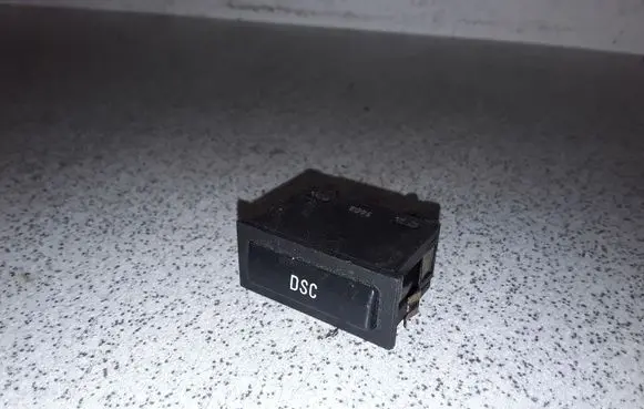 Traction control (ASR) switch