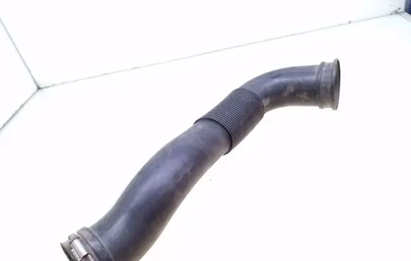 Opel Astra H Air intake hose/pipe 55559543 551020308
