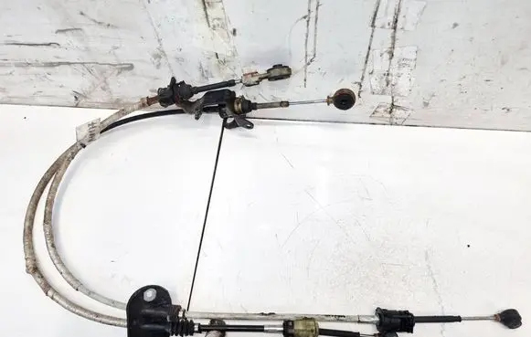 Ford Focus C-MAX Gear shift cable linkage 