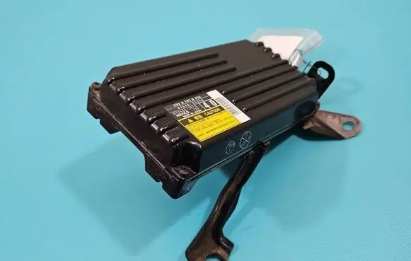 Lexus IS III XE30 Central body control module 89540-53340 IMPRK1502350