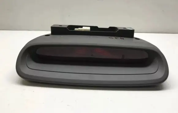 Hyundai Santa Fe Third/center stoplight 92750260