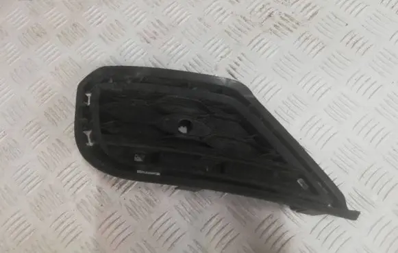 Volkswagen T-Roc Quarter panel pressure vent 2GA807246C 2GA807012A