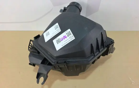 BMW 2 Active Tourer U06 Air filter box 