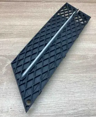 BMW 5 E60 E61 Front bumper lower grill 7178099 7178097