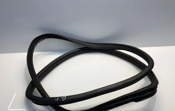 Mercedes-Benz GLK (X204) Rear door rubber seal (on body) A2046971151 2046971151