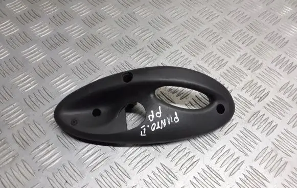 Fiat Punto (188) Front door interior handle A739