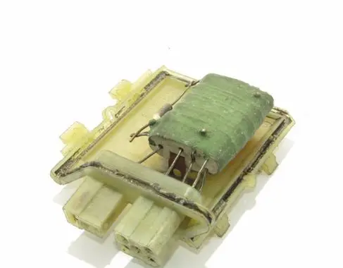 Volkswagen PASSAT B4 Heater blower fan relay 357959263