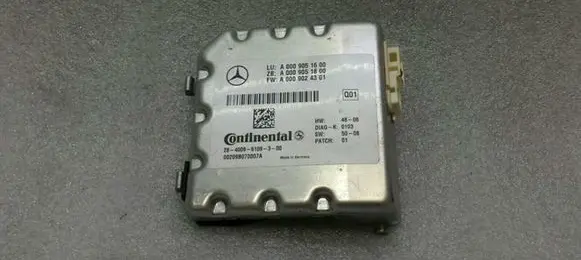 Mercedes-Benz E C207 W207 Windshield/windscreen camera A0009051600