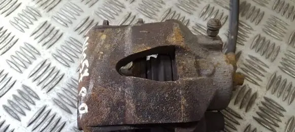 Skoda Octavia Mk2 (1Z) Front brake caliper